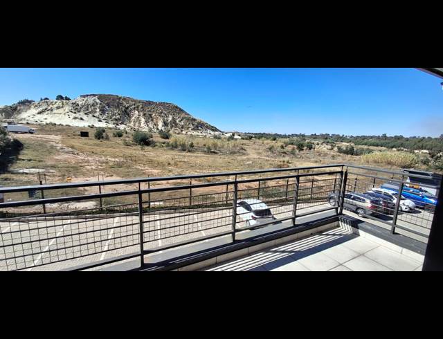 170M² BUILDING FOR SALE IN MOREHILL